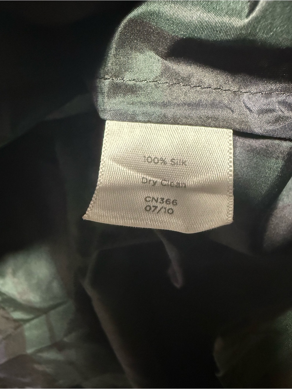 Talbots Ruffled 100% Silk V-Neck Short Sleeve Top in Black & Green Top Size 16 - Picture 6 of 6
